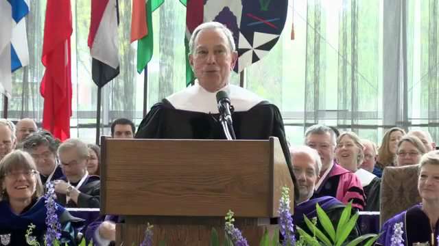 Kenyon College: NYC Mayor Bloomberg Commencement Address/迈克尔·彭博肯尼恩学院2013毕业典礼演讲